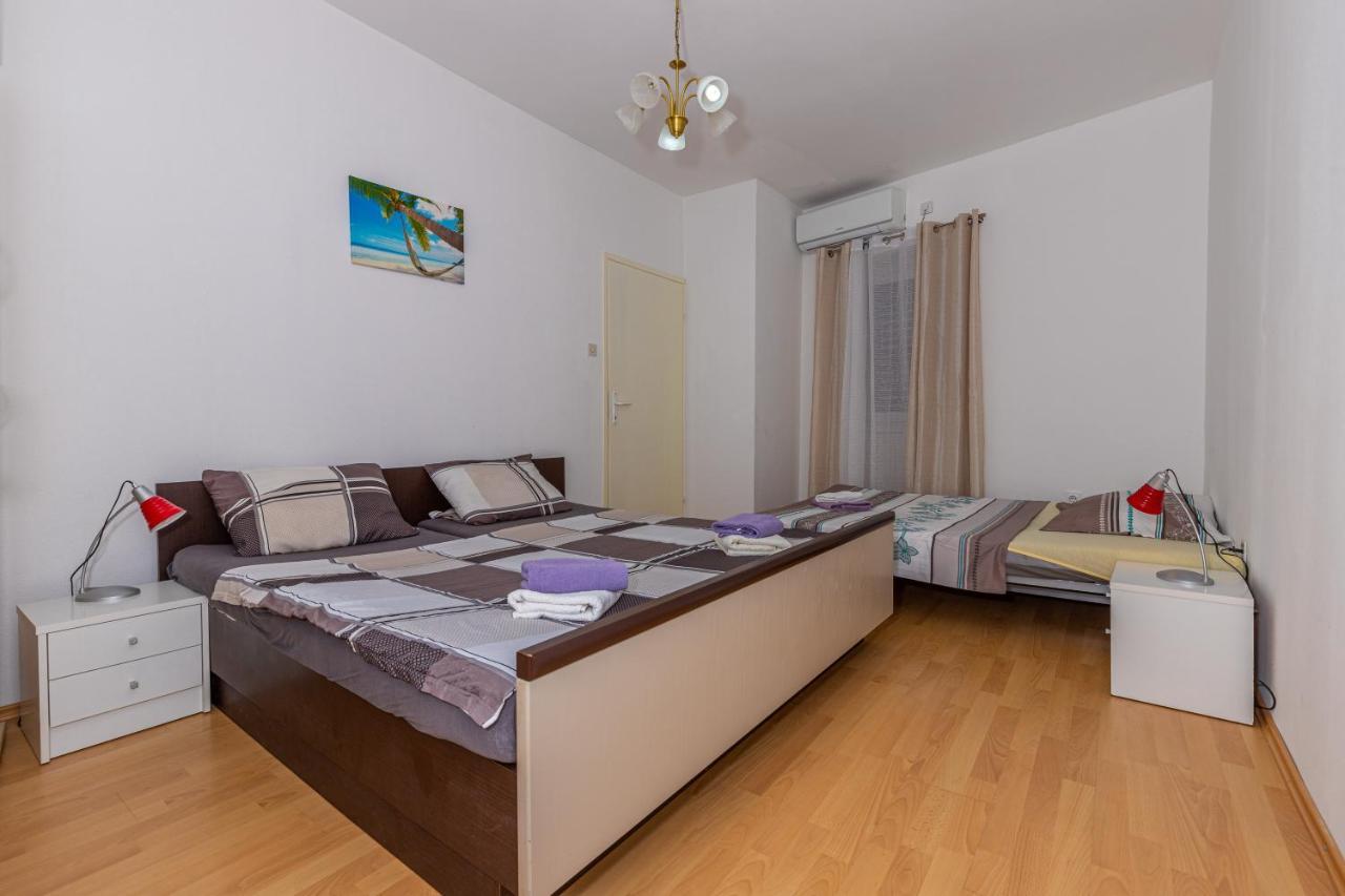 Apartmani Gabrijela 茨里克韦尼察 外观 照片
